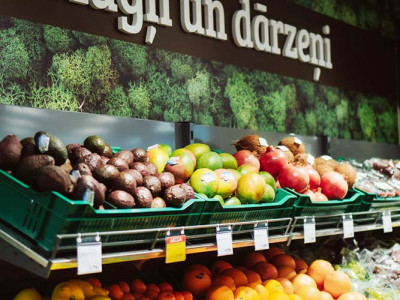 Shop shelves in Salaspils 8